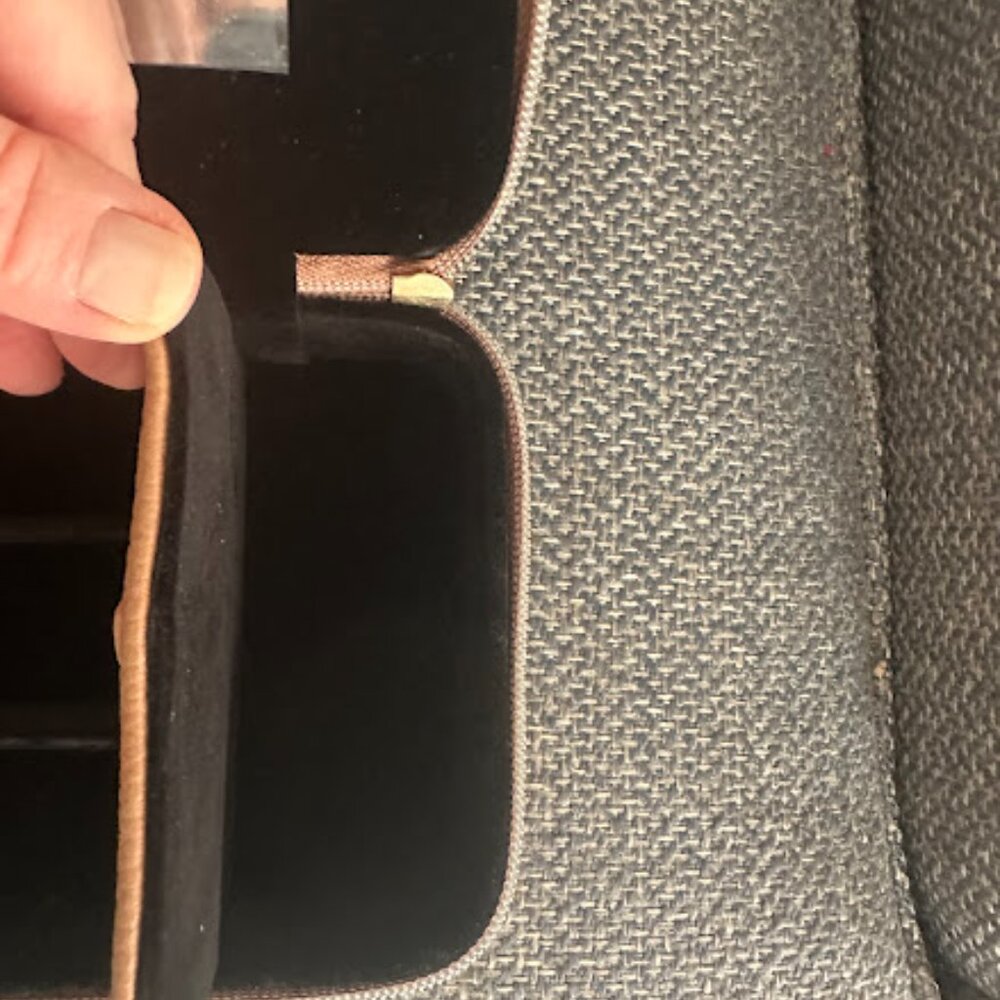 Jewelry Case (travel or small home storage) - Picture 5 of 7